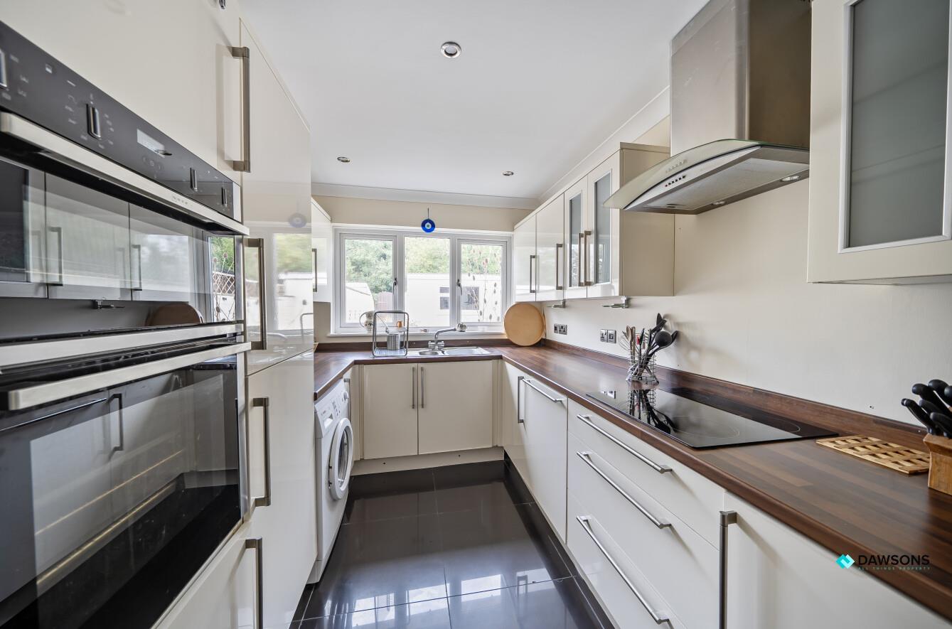 Alstred Street, Kidwelly, SA17 4TN